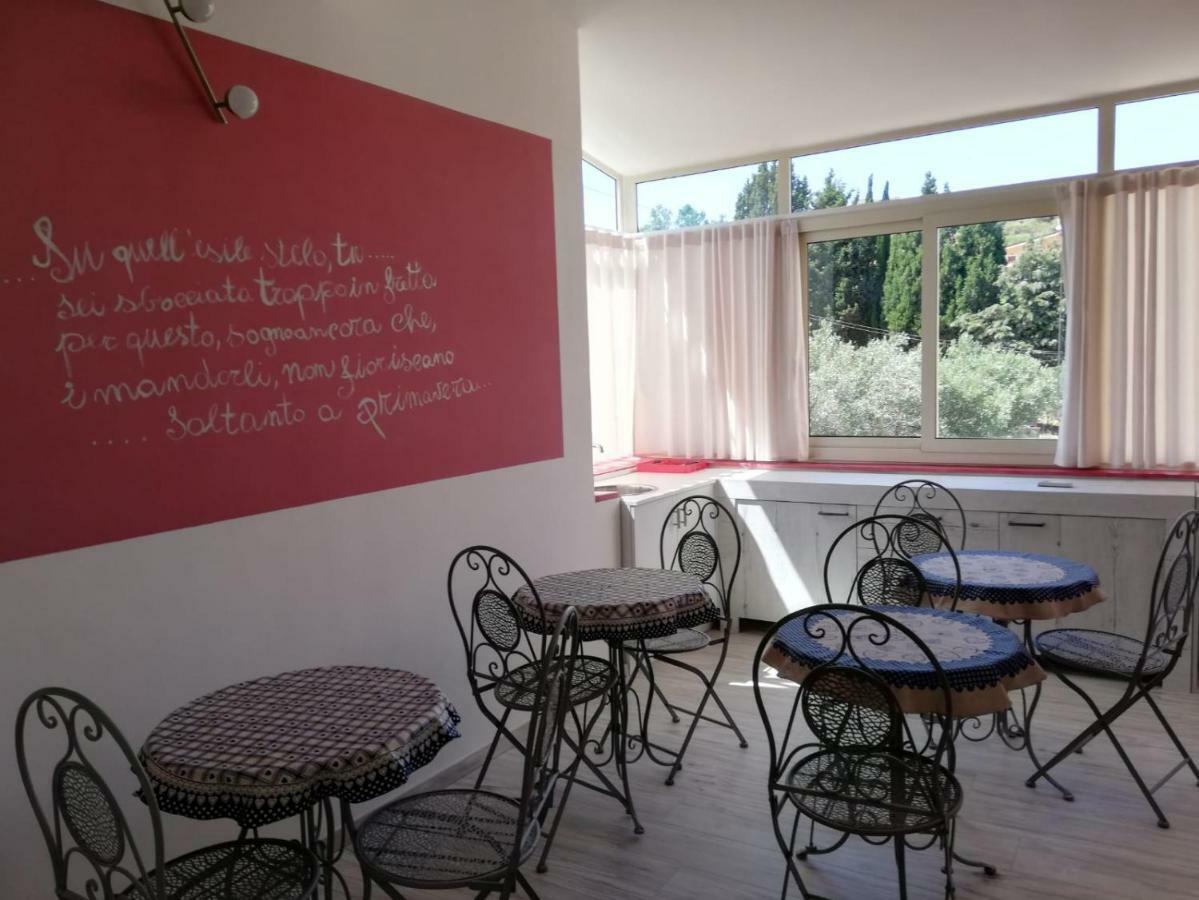 B&B La Collina Dei Poeti Καταντζάρο Εξωτερικό φωτογραφία